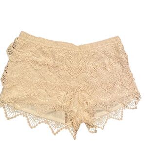 Jolt Lace Off White Shorts Size XL